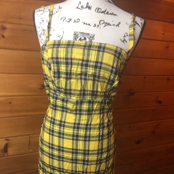 Hot Topic Dresses & Skirts - Yellow Plaid Cami Dress